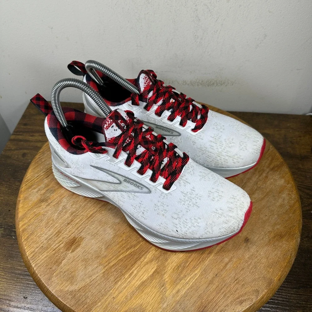 Brooks Levitate 6 Christmas Snowflake Buffalo Plaid Running Shoes 1203831B192 7